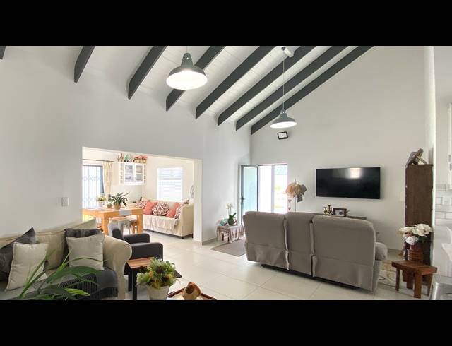 2 BEDROOM HOUSE FOR SALE IN ATLANTIC SANDS PRIVATE ESTATE